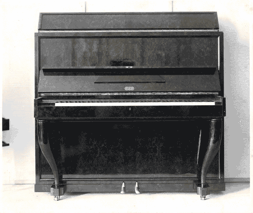 Image for III Biennale - Sala de Il Labirinto, particolari di arredamento - Pianoforte di Michele Marelli