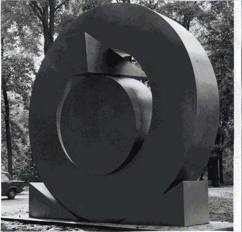 Image for XV Triennale - Interventi all'esterno del Palazzo dell'Arte - Scultura in lamiera d'acciaio "Feroce equilibrio" di Carlo Mo