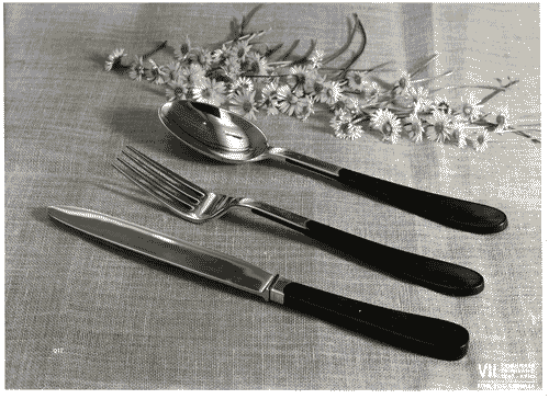 Image for VII Triennale - Mostra dei metalli e dei vetri - Posate in metallo argentato di Antonio Giacchè