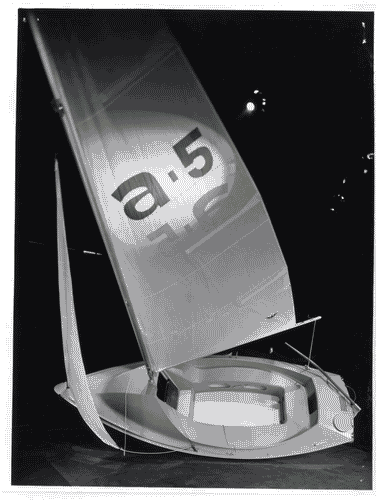 Image for XIII Triennale - Mostre temporanee - Il tempo libero nella natura: la barca - Barca a vela