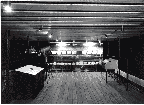 Image for XIII Triennale - Sezione del Belgio - Galleria comando luci e riflettori di scena - Jean Faes