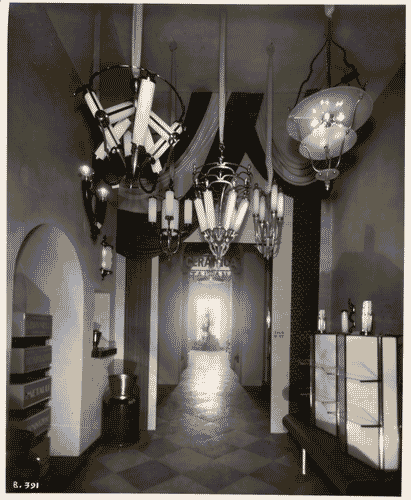 Image for IV Triennale - Galleria dell'illuminazione - Sala delle lampade Italo Carlotti su disegno di Silvano Brunelli