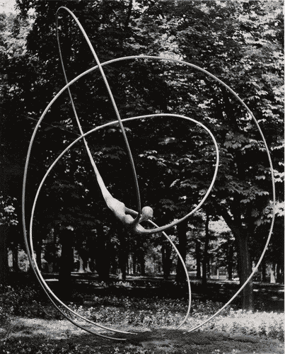 Image for X Triennale - Parco Sempione - Mostra del fiore e del giardino - Sculture ed elementi di plastica decorativa collocati nel parco Sempione - Scultura in bronzo "L'acrobata" - Carmelo Cappello