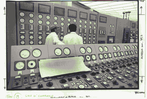 Image for Il luogo del lavoro - Il presente possibile e da pretendere - Il fascino delle possibili occupazioni - Pannelli di controllo nella centrale nucleareEnel di Latina