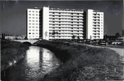 Image for IX Triennale - Quartiere sperimentale della Triennale di Milano (QT8) - Casa INA-Casa a 11 piani - Pietro Lingeri - Luigi Zuccoli - Fiume Olona