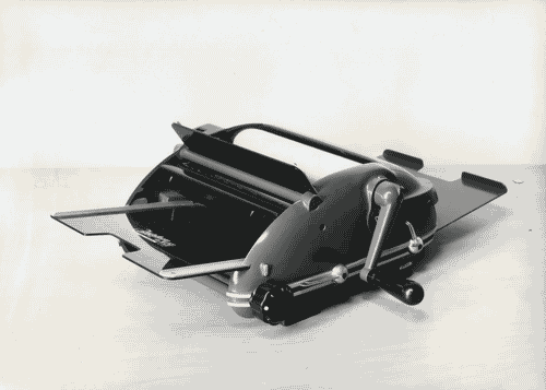 Image for IX Triennale - La forma dell'utile - Duplicatore ad alcool (copialettere) "Dupleco" della ditta Olivetti