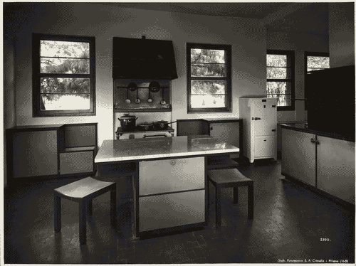 Image for V Triennale - Mostra dell'abitazione - Casa del conduttore di fattoria di Guido Alberti, Tito Brusa, Carlo Ottavio Marchetti, Oscar Prati - Cucina