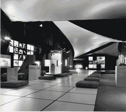 Image for XV Triennale - Sezione italiana. Lo spazio vuoto dell'habitat - Eduardo Vittoria