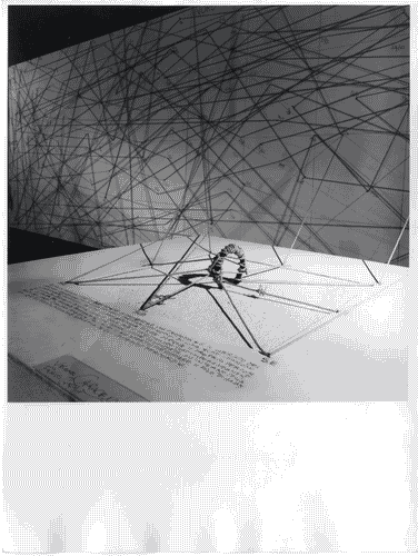 Image for XV Triennale - Sezione italiana. Lo spazio vuoto dell'habitat - Composizione murale "Il filo di Arianna" di Claudio CIntoli