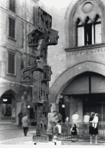 Image for XIV Triennale - Interventi nel centro storico di Pavia - Opere d'arte - Scultura