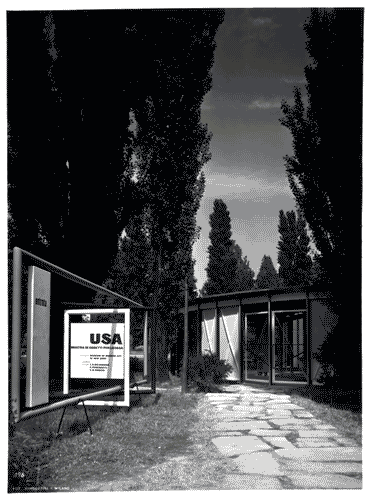 Image for IX Triennale - Sezioni estere - Padiglione USA nel parco Sempione - Gruppo B.B.P.R. - Prima mostra temporanea: Mostra di oggetti per la casa (o Mostra Oggetti d'uso) - Ingresso