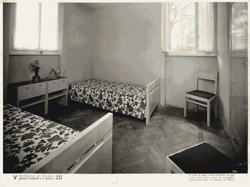 Image for V Triennale - Mostra dell'abitazione - Gruppo di cinque case per vacanze - Casa di vacanza in montagna di Enrico Griffini, Eugenio Faludi e Piero Bottoni - Camera a due letti