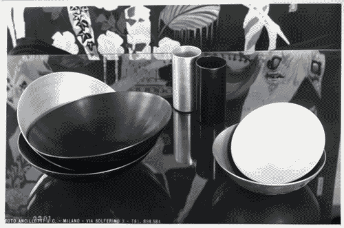 Image for IX Triennale - Metalli nella casa - Piatti in alluminio anodizzato