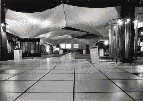 Image for XV Triennale - Sezione italiana. Lo spazio vuoto dell'habitat - Eduardo Vittoria