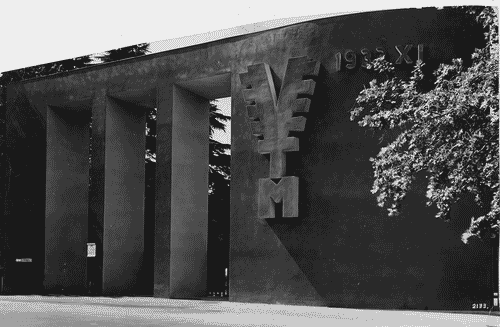 Image for V Triennale - Ingresso dall'arena