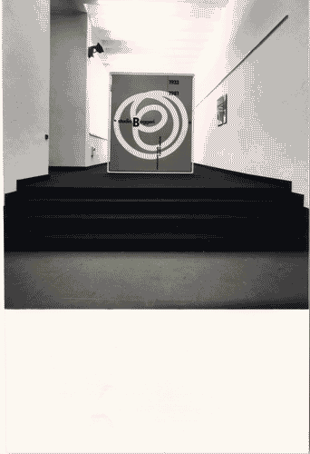 Image for XVI Triennale - Secondo ciclo - La sistemazione del design - Lo studio Boggeri - Manifesto all'ingresso della mostra