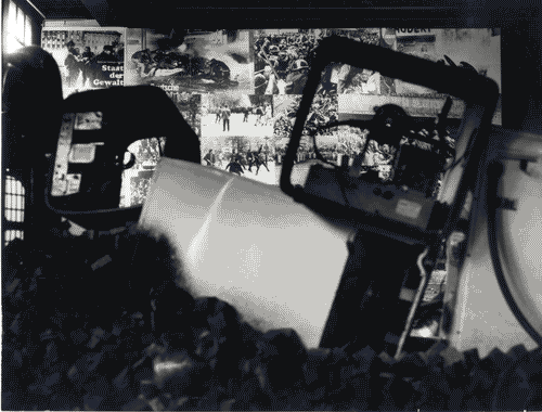 Image for XIV Triennale - La protesta dei giovani - Giancarlo De Carlo - Marco Bellocchio - Bruno Caruso