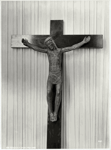 Image for V Triennale - Mostre nel parco - Padiglione della mostra d'arte sacra - Crocifisso di Leone Lodi