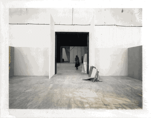 Image for Lavori di allestimento nel salone d'onore per il primo ciclo di mostre