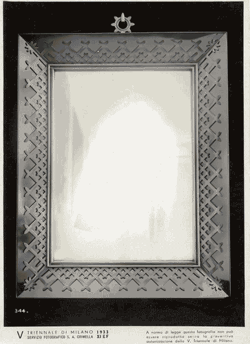 Image for V Triennale - Arti decorative e industriali - Cristalli-metalli-illuminazione - Cornice in rame per specchio
