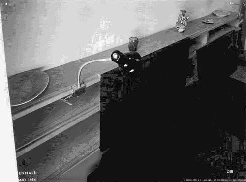 Image for X Triennale - Mostra della casa - Alloggio INCIS A - Testata del letto della camera da matrimoniale - Piero Bottoni - Leonardo Fiori - Augusto Piccoli