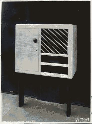 Image for VI Triennale - Sezione dell'E.N.A.P.I. - Mobili di legno - Mobiletto per signora