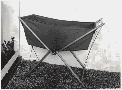 Image for VIII Triennale - Arredamento - Seconda parte. Mobili singoli composti in alloggi - Alloggio 4 - Culla pieghevole - Paolo Chessa