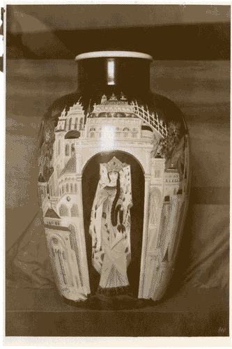 Image for Vaso in porcellana, disegno di Kobilezka