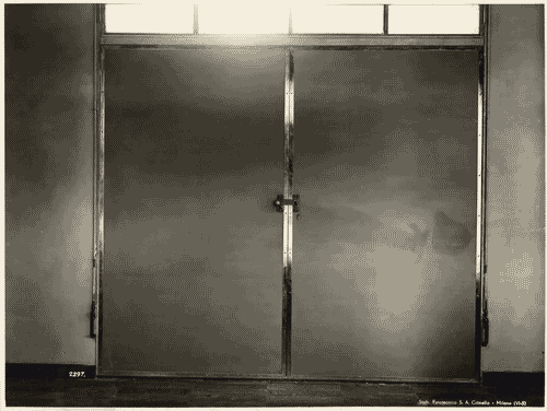 Image for V Triennale - Costruzioni nel parco Sempione - Aule scolastiche tipo - Porta di un'aula