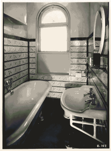 Image for IV Triennale - Giardino - Casa per le vacanze "Domus nova" di Gio Ponti ed Emilio Lancia - Bagno