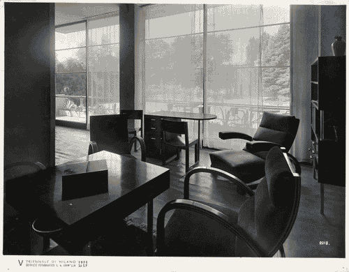 Image for V Triennale - Mostra dell'abitazione - Abitazione tipica a struttura d'acciaio di Luigi Vietti e Luigi Carlo Daneri - Soggiorno dell'appartamento tipo economico