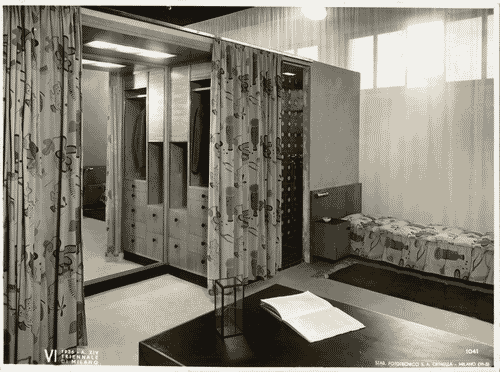 Image for VI Triennale - Padiglione nel parco Sempione. Mostra dell'abitazione - Alloggio n. 5: quattro elementi di alloggio per un professionista, con studio annesso - Camera da letto per due ragazzi