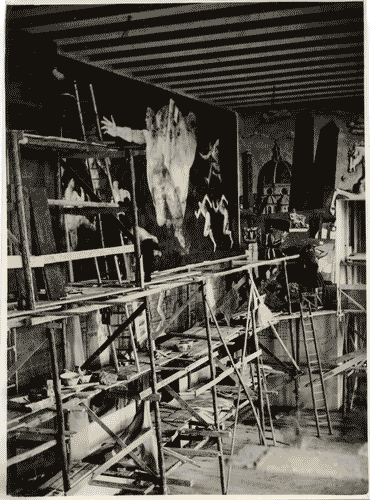 Image for V Triennale - Lavori di allestimento - Salone delle Cerimonie - Pittura murale "cultura italiana" di Giorgio de Chirico - Pittura murale "giochi atletici italiani" di Achille Funi