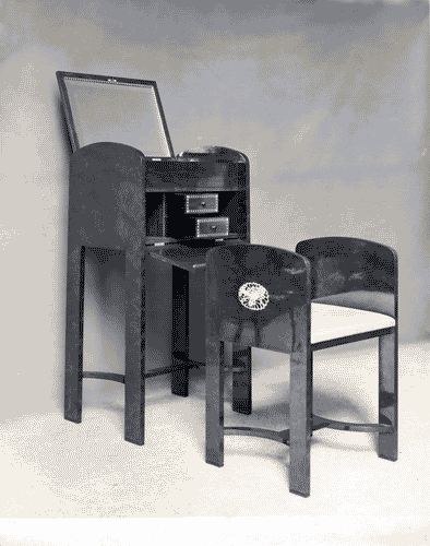 Image for III Biennale - Ente Nazionale per le Piccole Industrie (E.N.A.P.I.) - Toeletta con sgabello