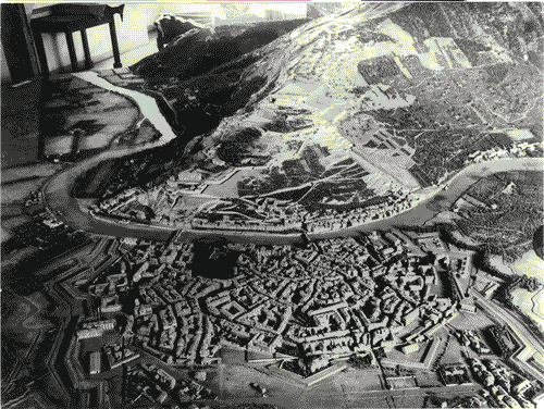 Image for XVI Triennale - Primo ciclo - Conoscenza della città - Rassegna internazionale dei musei di storia urbana delle principali città dell'Europa occidentale - Modello in scala della città di Grenoble