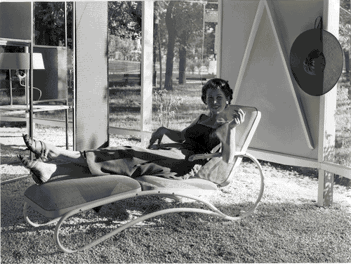 Image for IX Triennale - Sezioni estere - Padiglione USA nel parco Sempione - Gruppo B.B.P.R. - Prima mostra temporanea: Mostra di oggetti per la casa (o Mostra Oggetti d'uso)