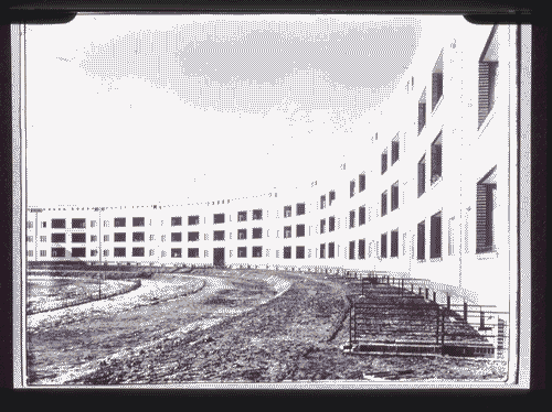 Image for Espressionismo e Nuova Oggettività. La nuova Architettura europea degli anni Venti - Complesso residenziale a Berlino Britz