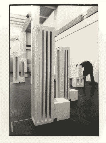 Image for Il luogo del lavoro - Dentro la fabbrica - Una cosmologia a pulegge - Lavori di allestimento della "Stanza delle pulegge"