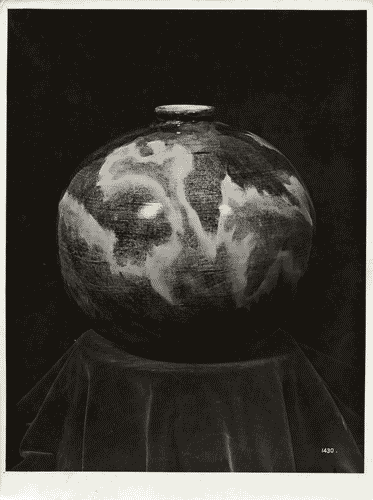 Image for V Triennale - Arti decorative e industriali - Ceramiche - Vaso di terracotta di Laura Ruschi