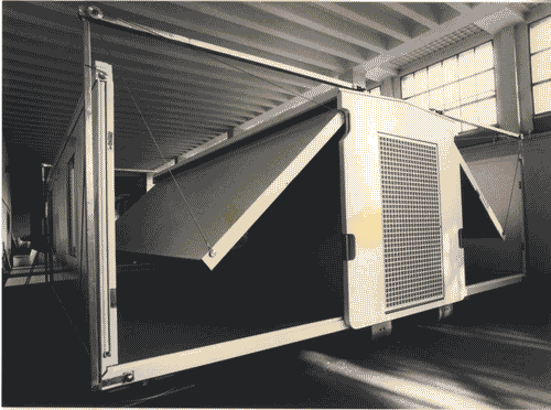 Image for Unità residenziale mobile di emergenza nella mostra Dal cucchiaio alla città