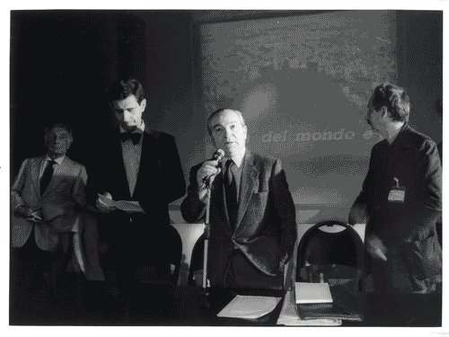 Image for XVII Triennale - Le città del mondo e il futuro delle metropoli - Conferenza stampa - Eugenio Peggio - Marco Cavallotti - Pierluigi Nicolin - Gianfranco Frattini