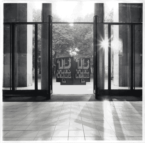 Image for XV Triennale - Palazzo dell'Arte - Ingresso - Monolito segnaletico