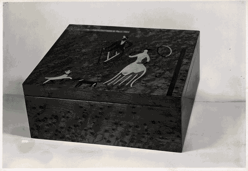 Image for V Triennale - Arti decorative e industriali - Sala dell'E.N.A.P.I. - Mobili e oggetti di legno - Scatola di legno intarsiato