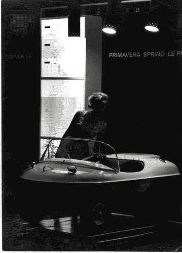 Image for XIII Triennale - Sezione del Canada - Mezzo anfibio "Penguin" - John S. Smeaton