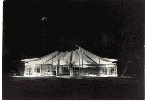 Image for X Triennale - Parco Sempione - Padiglione per soggiorno - Lavori di costruzione - Ico Parisi - Silvio Longhi - Luigi Antonietti