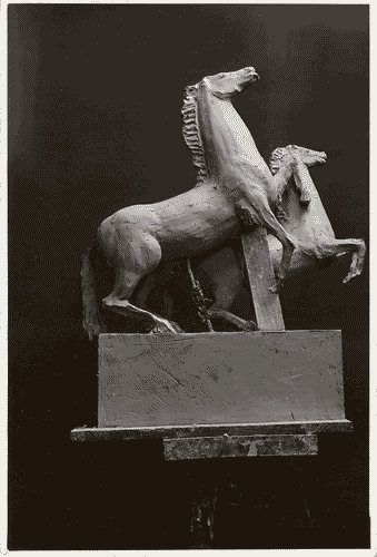 Image for VI Triennale - Palazzo dell'Arte - Salone della Vittoria - Bozzetto della scultura "Cavalli rampanti" di Lucio Fontana