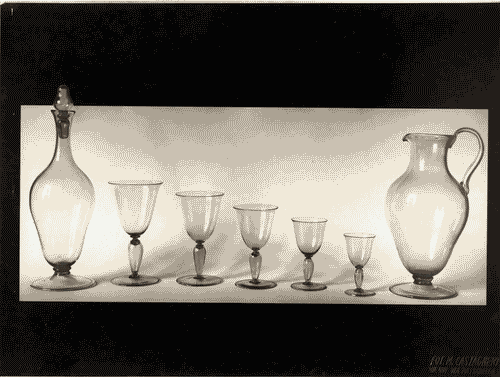 Image for II Biennale - Sala della mensa - Cristallerie da tavola in vetro soffiatodi Cappellin e Venini