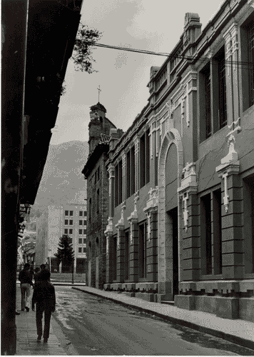 Image for XVII Triennale - Le città del mondo e il futuro delle metropoli - Attività collaterali - Rassegna fotografica su 8 metropoli - Bogotà