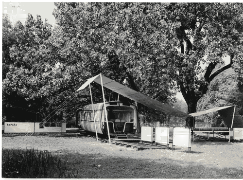 Image for X Triennale - Parco Sempione - Mostra dell'architettura in movimento - Parco ferroviario - Elemento del treno "Talgo"