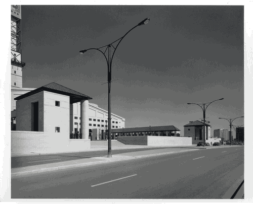 Image for XVII Triennale - Le città del mondo e il futuro delle metropoli - Partecipazioni internazionali - Sezione Canada - City Hall e City Square a Mississauga